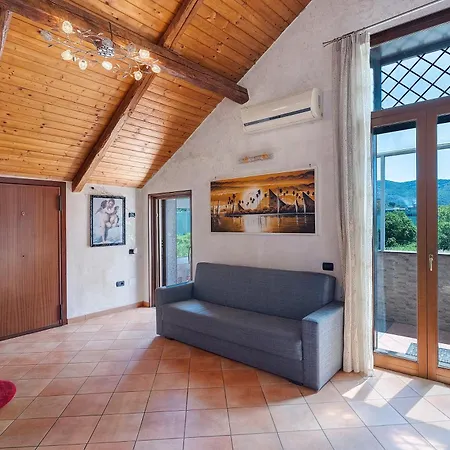 Ferienhaus Ely House Salerno
