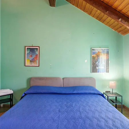 Ferienhaus Ely House Salerno